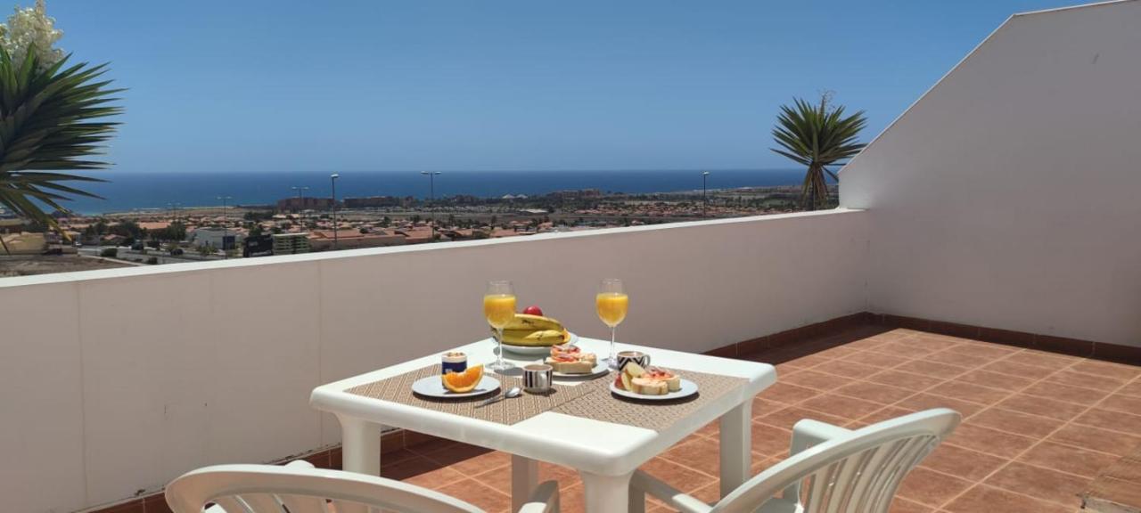 Vistas Al Mar En Caleta De Fuste Villa Exteriör bild